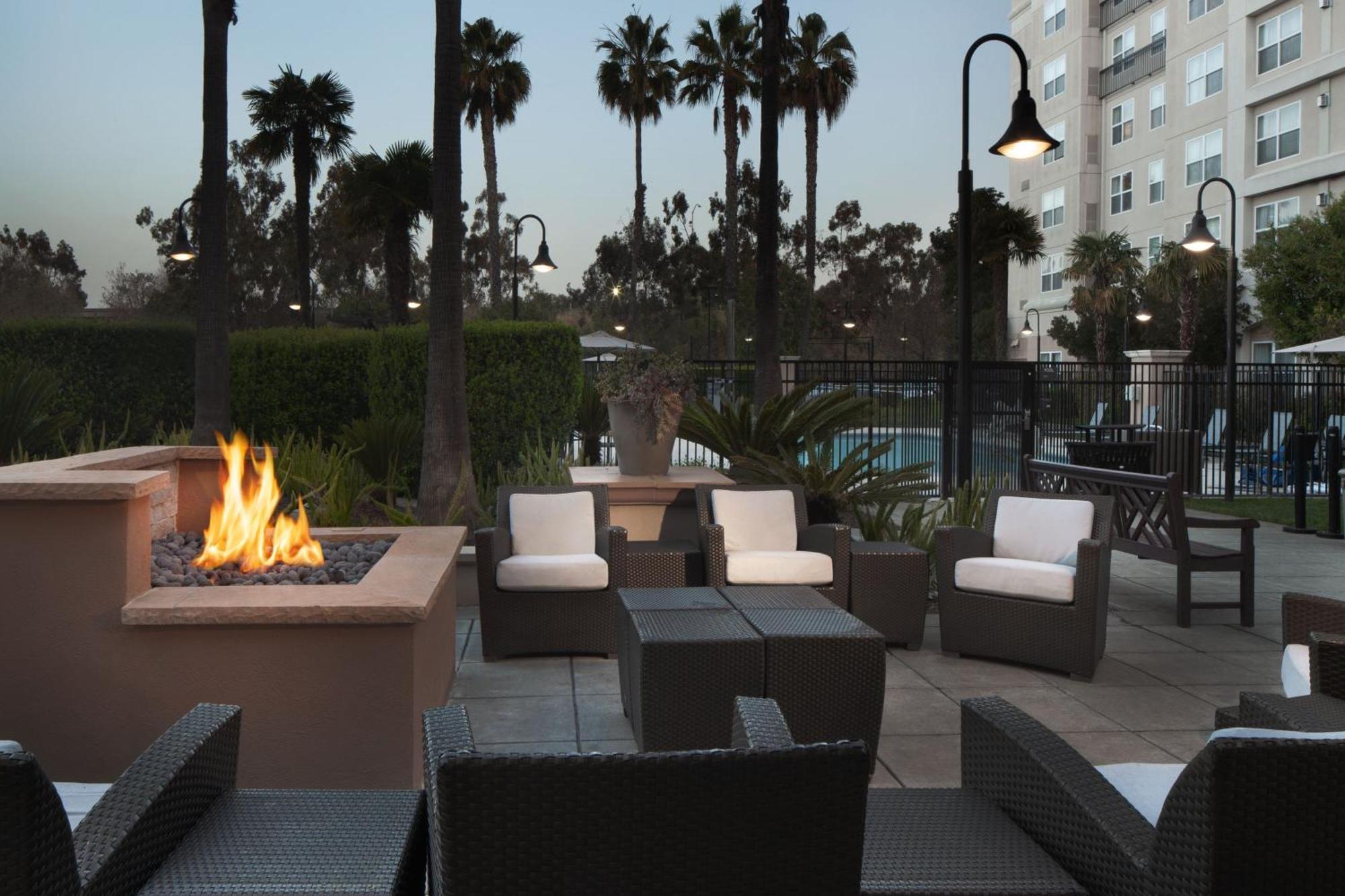 Residence Inn By Marriott Newark Silicon Valley Esterno foto